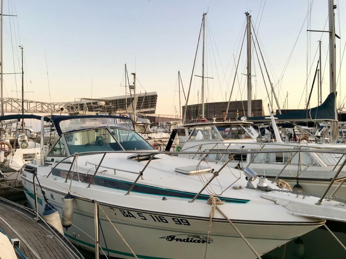 Отель Yacht Experience Barcelona Сан-Адриан-де-Бесос Экстерьер фото